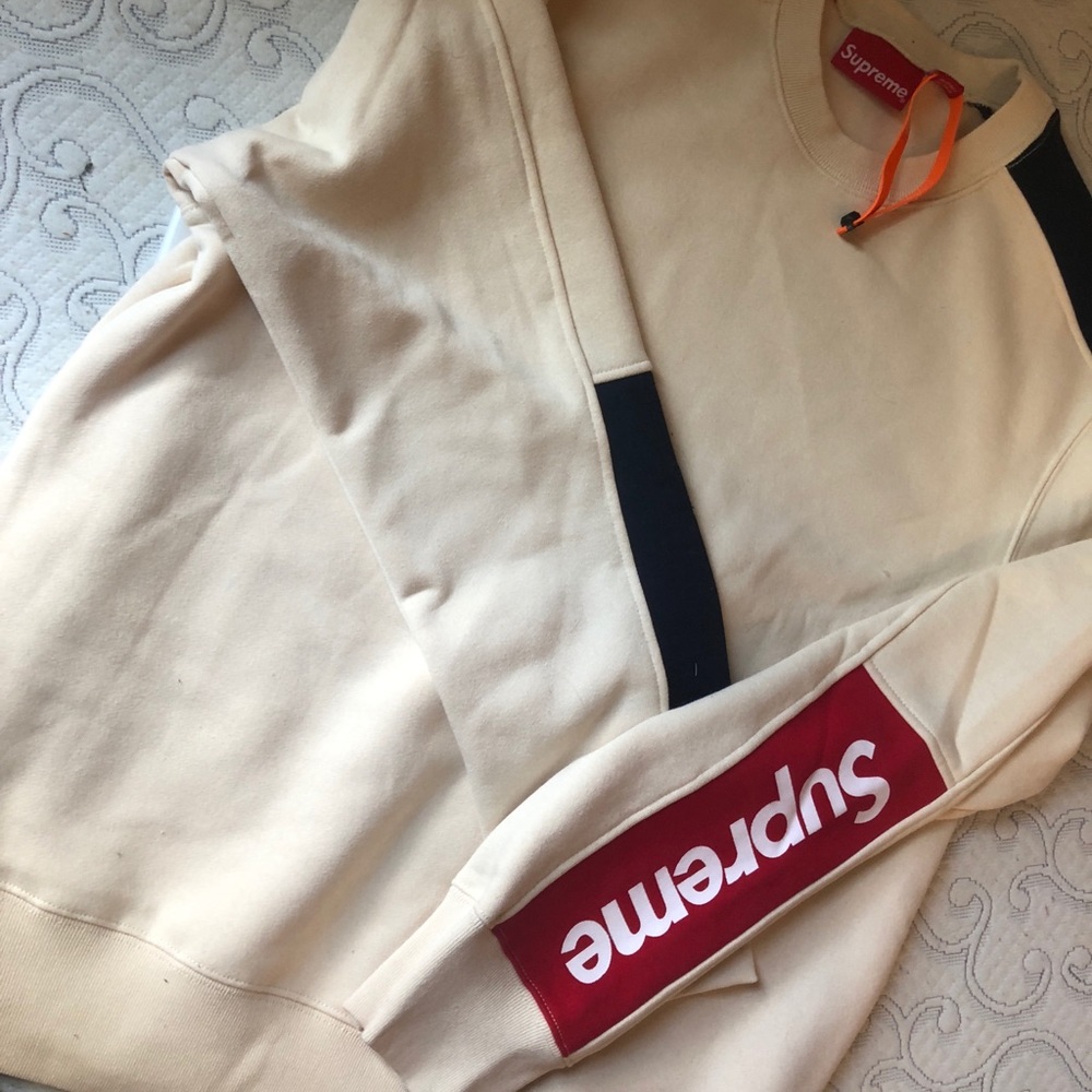 Supreme Crewneck